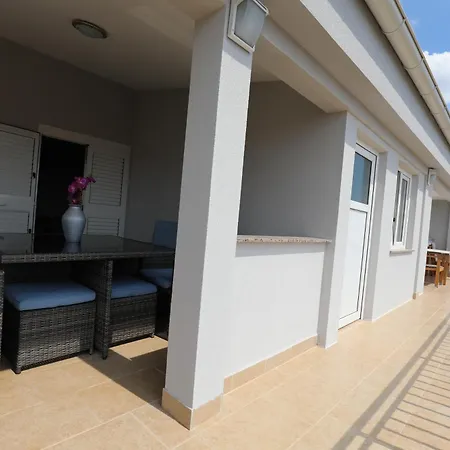 Kokic Apartment *